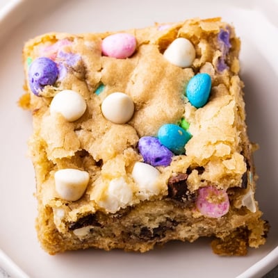 Mini Cadbury Easter Egg Blondies